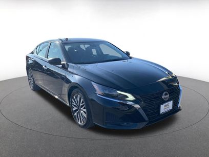 Used 2025 Nissan Altima 2.5 SV
