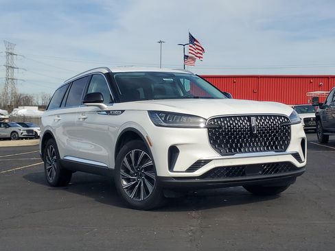 New 2026 Lincoln Aviator AWD image 1