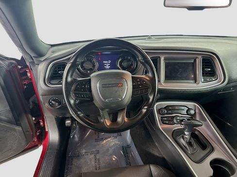 Used 2022 Dodge Challenger SXT w/ Blacktop Package image 17