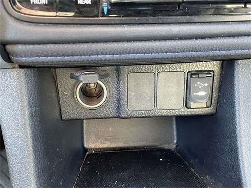 Used 2017 Toyota Corolla SE image 27