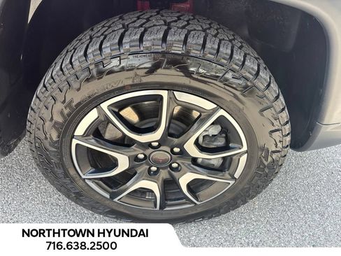 Used 2026 Jeep Compass Trailhawk AWD/4WD image 31