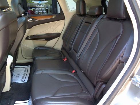 Used 2016 Lincoln MKC Reserve AWD/4WD image 16