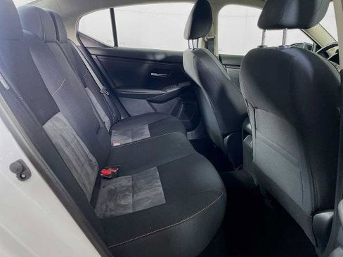 Certified 2022 Nissan Sentra SR w/ Midnight Edition image 23