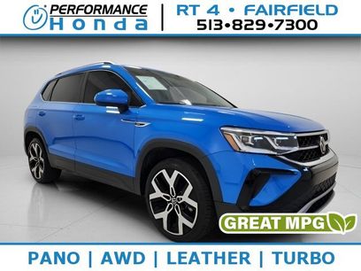 Used 2022 Volkswagen Taos SEL w/ Panoramic Sunroof Package