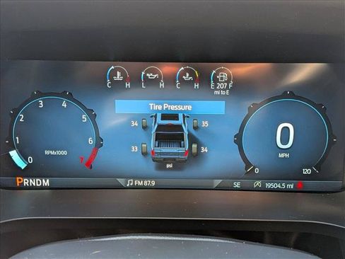 Used 2024 Ford F150 XLT RWD image 12