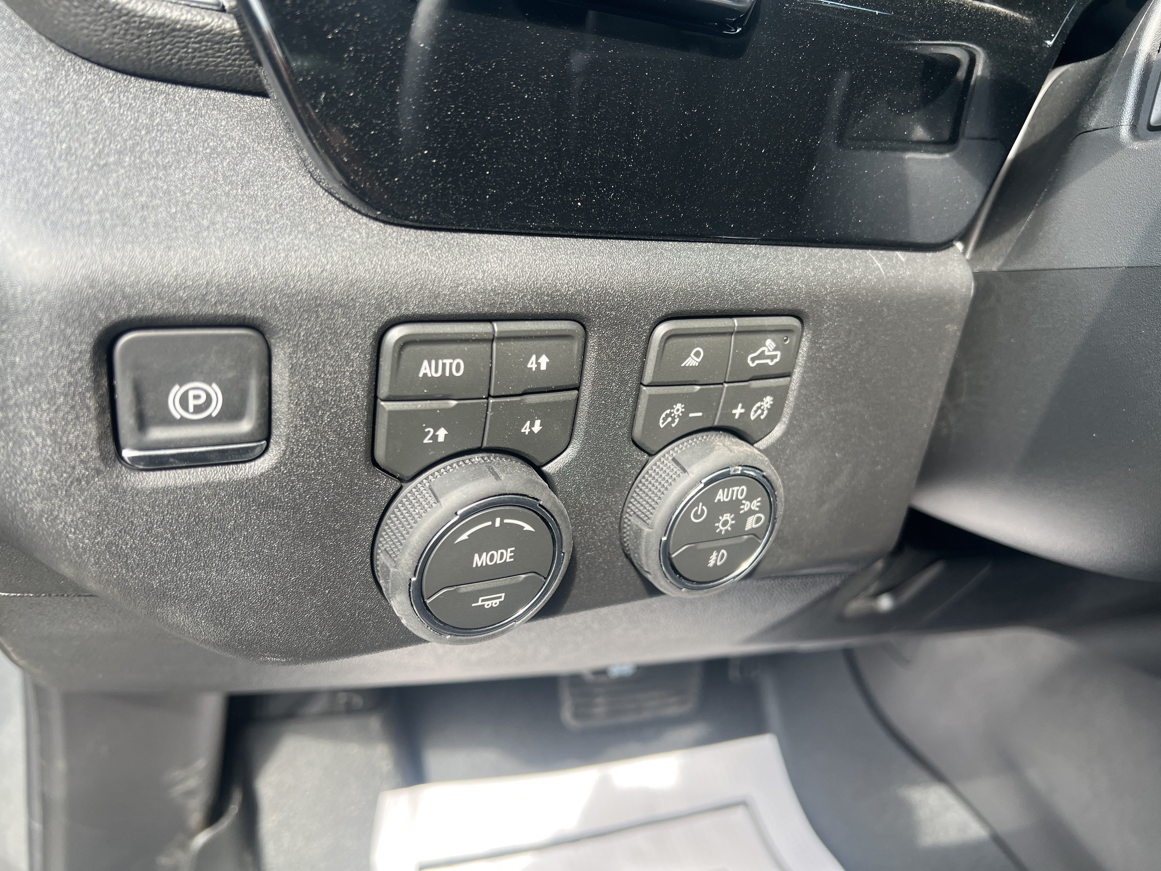 New 2026 Chevrolet Silverado 1500 RST AWD/4WD image 11