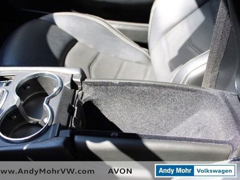 Used 2017 Maserati GranTurismo Sport image 37