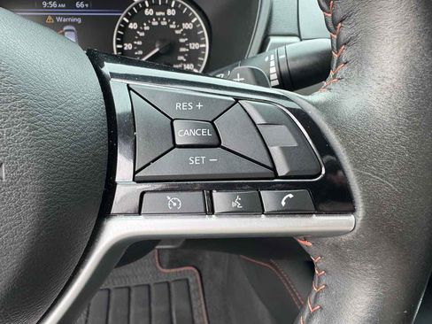 Used 2024 Nissan Altima 2.5 SR FWD image 21