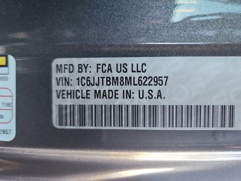 Used 2021 Jeep Gladiator Rubicon w/ Cold Weather Group image 26