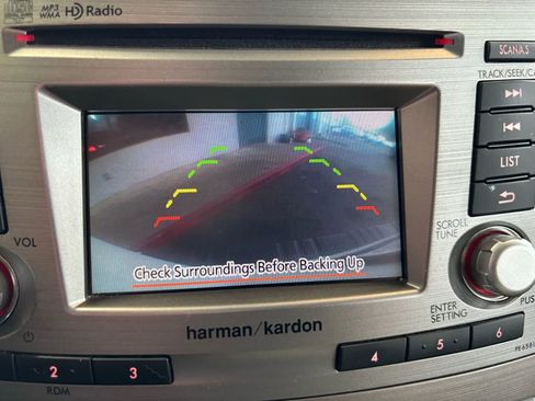 Used 2014 Subaru Outback 2.5i Limited w/ Moonroof Package image 18