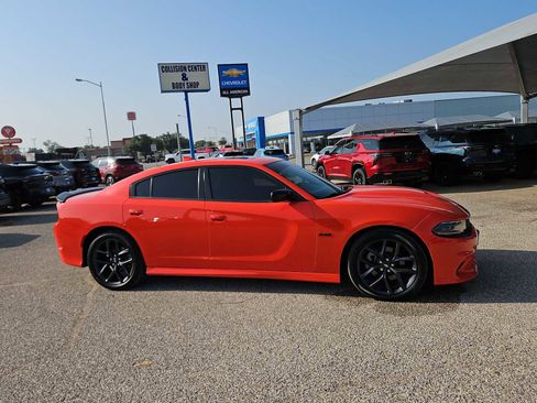 Used 2023 Dodge Charger R/T w/ Plus Group RWD image 9