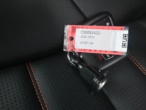 Used 2025 Honda CR-V Sport Touring image 11