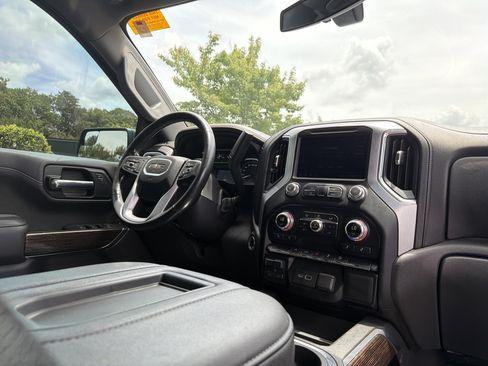 Used 2021 GMC Sierra 1500 Elevation w/ X31 Off-Road Package AWD/4WD image 6
