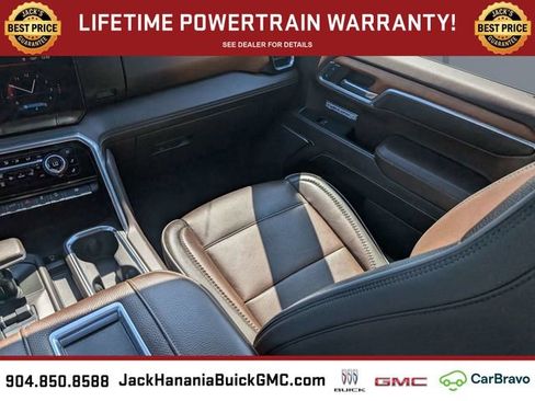 Used 2022 GMC Sierra 1500 Denali w/ Denali Reserve Package AWD/4WD image 16