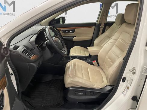 Used 2018 Honda CR-V Touring image 9