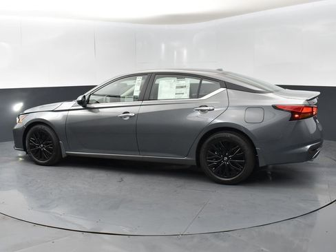 New 2025 Nissan Altima 2.5 SV w/ SV Special Edition Package image 5