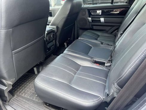 Used 2016 Land Rover LR4 HSE AWD/4WD image 9
