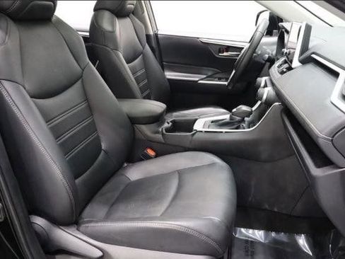 Used 2024 Toyota RAV4 XLE Premium image 13