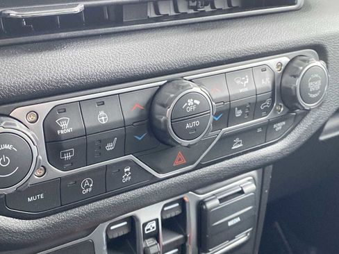 New 2026 Jeep Wrangler Sport S image 26