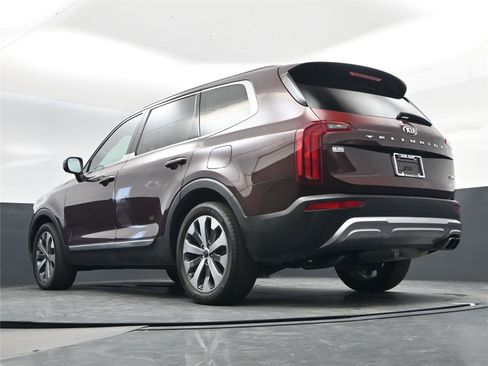 Used 2021 Kia Telluride S image 12
