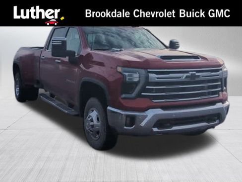 Used 2025 Chevrolet Silverado 3500 LTZ w/ LTZ Plus Package image 1