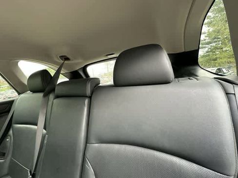 Used 2016 Subaru Outback 2.5i Limited image 16