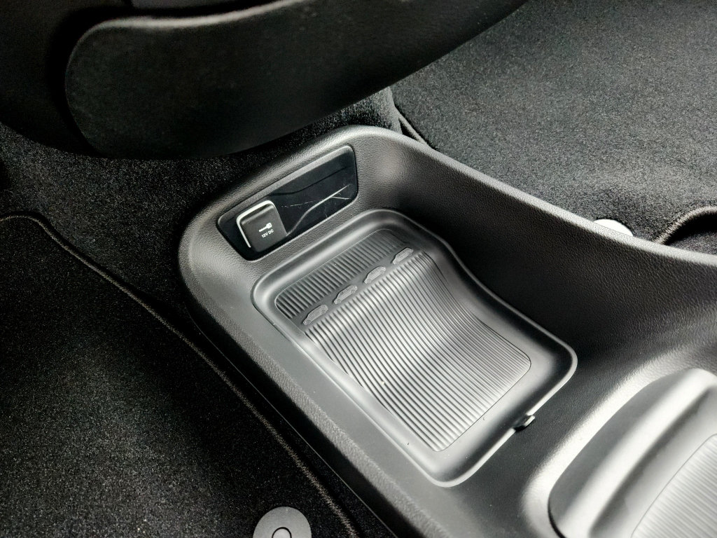 New 2027 Chrysler Pacifica Select FWD image 31