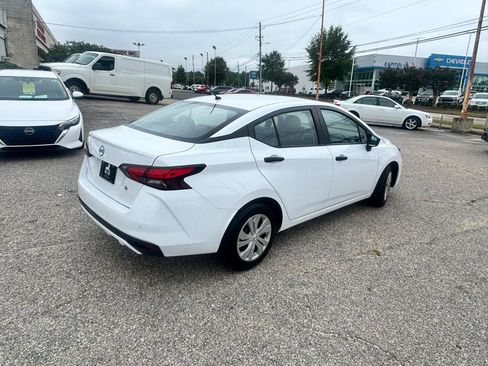 Used 2023 Nissan Versa S FWD image 24
