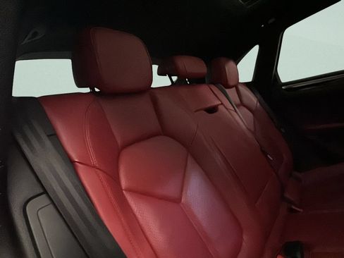Used 2018 Porsche Macan S AWD/4WD image 15