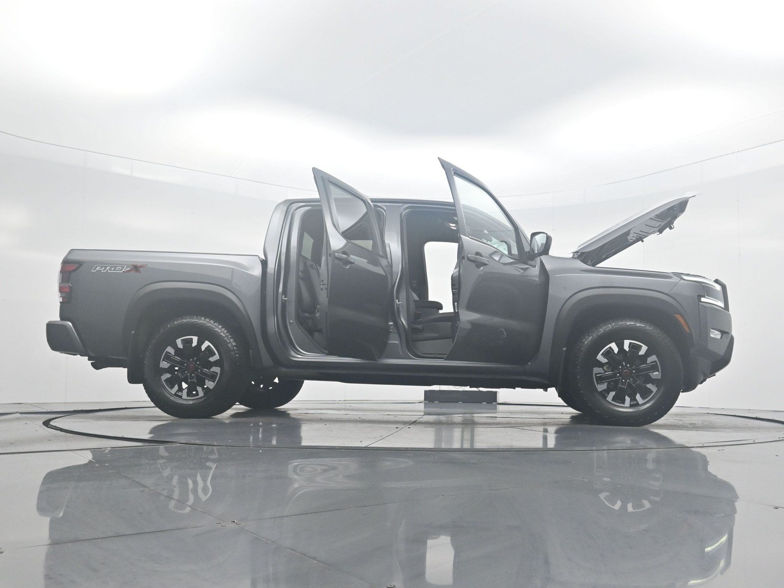Used 2024 Nissan Frontier Pro-X w/ Pro Convenience Package RWD image 36