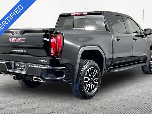 Used 2025 GMC Sierra 1500 AT4 w/ AT4 Premium Package AWD/4WD image 6