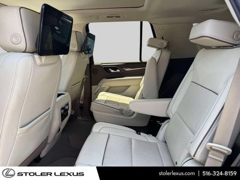Used 2022 GMC Yukon Denali w/ Advanced Technology Package AWD/4WD image 15