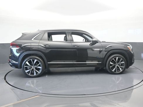 Used 2024 Volkswagen Atlas Cross Sport SEL Premium R-Line image 7