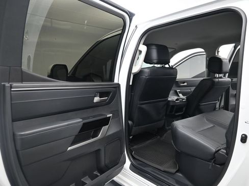 Used 2024 Toyota Tundra Limited AWD/4WD image 12