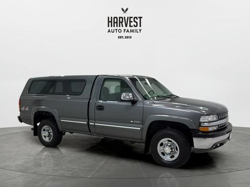 Used 1999 Chevrolet Silverado 2500 LS w/ Firm Ride Suspension Pkg AWD/4WD image 9