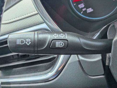Used 2019 Chevrolet Equinox Premier AWD/4WD image 29
