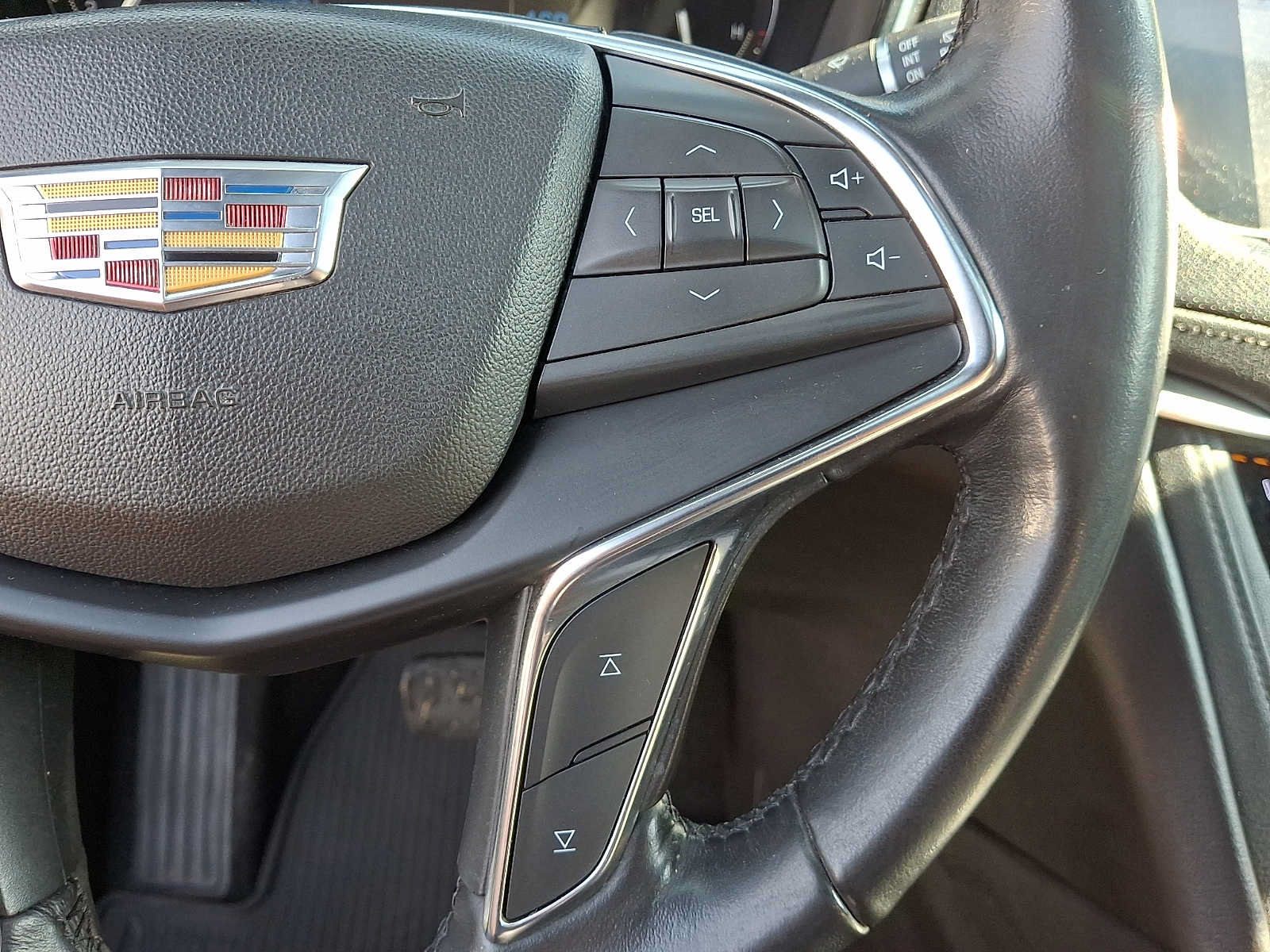 Used 2019 Cadillac XT5 Luxury FWD image 23