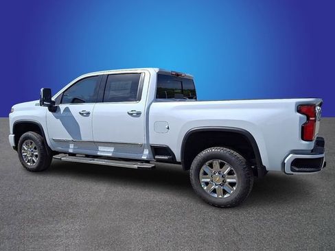 New 2026 Chevrolet Silverado 2500 High Country w/ Technology Package AWD/4WD image 4
