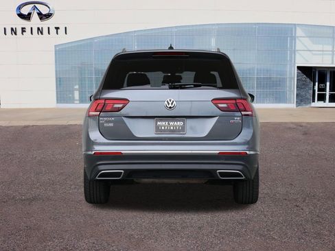 Used 2018 Volkswagen Tiguan SEL AWD/4WD image 52
