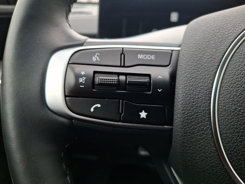 Used 2025 Kia K5 EX image 21