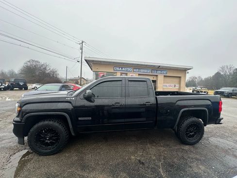 Used 2018 GMC Sierra 1500 4x4 Double Cab w/ Elevation Edition image 3