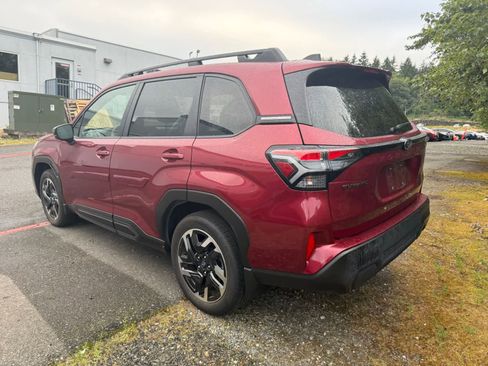 Certified 2025 Subaru Forester Limited AWD/4WD image 2