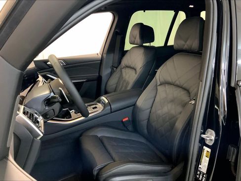 New 2026 BMW X5 xDrive40i w/ M Sport Package image 9