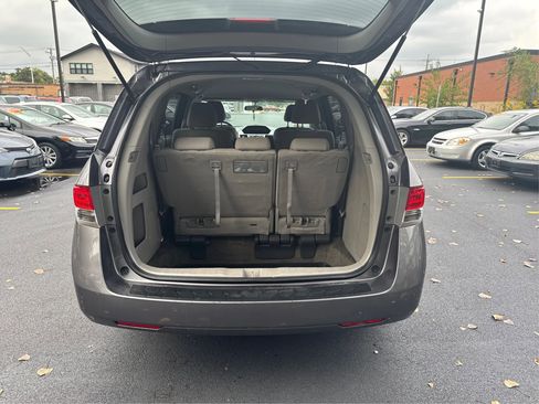 Used 2015 Honda Odyssey LX image 14