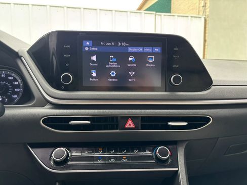 Used 2023 Hyundai Sonata SE FWD image 32