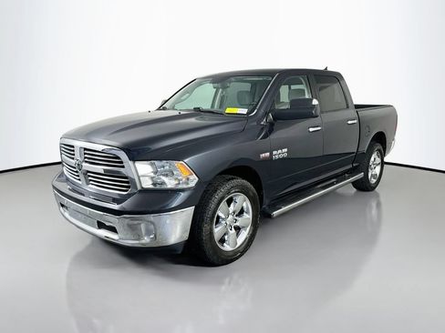 Used 2017 RAM 1500 Big Horn AWD/4WD image 3