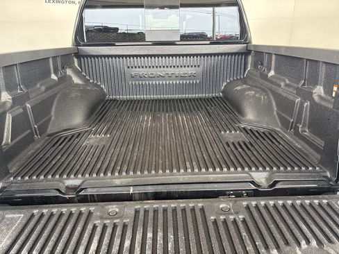Used 2025 Nissan Frontier PRO-4X AWD/4WD image 24