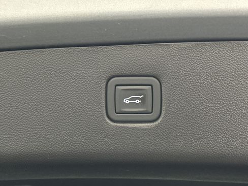 Used 2023 Chevrolet Blazer LT w/ Convenience Package AWD/4WD image 15