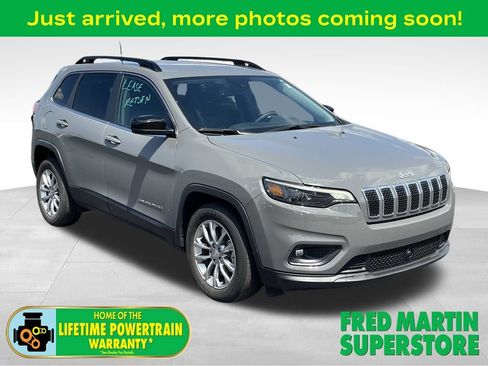 Used 2022 Jeep Cherokee Latitude Lux FWD image 1