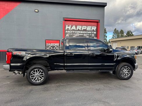Used 2018 Ford F350 Lariat w/ Lariat Ultimate Package image 5